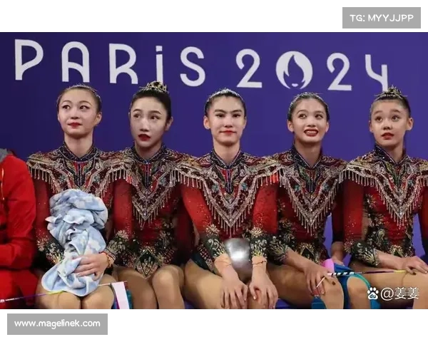 中国香港击剑队积极备战巴黎奥运:调整心态迎接挑战,力争突破自我 中国香港击剑队积极备战巴黎奥运:调整心态迎接挑战,力争突破自我